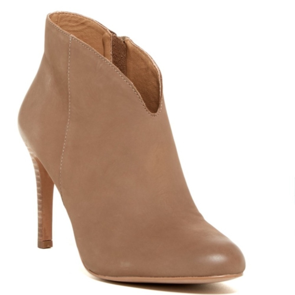 Lucky Brand Tan Sarla Leather Booties Size 9.5 M